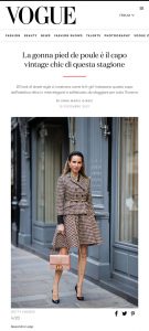 La gonna pied de poule per l inverno 2021 - Vogue Italia - vogue.it - 2022 12 10 - Alexandra Lapp - found on https://www.vogue.it/moda/gallery/gonna-pied-de-poule-look-street-style-inverno-2021-foto