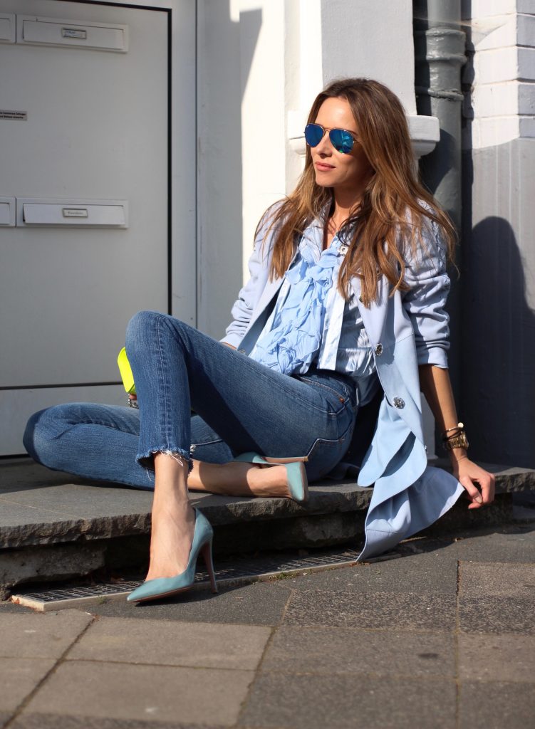 Alexandra Lapp wearing Levi's, Steffen Schraut, Prada, Givenchy, Saint Laurent, Ray Ban, Chanel Vintage