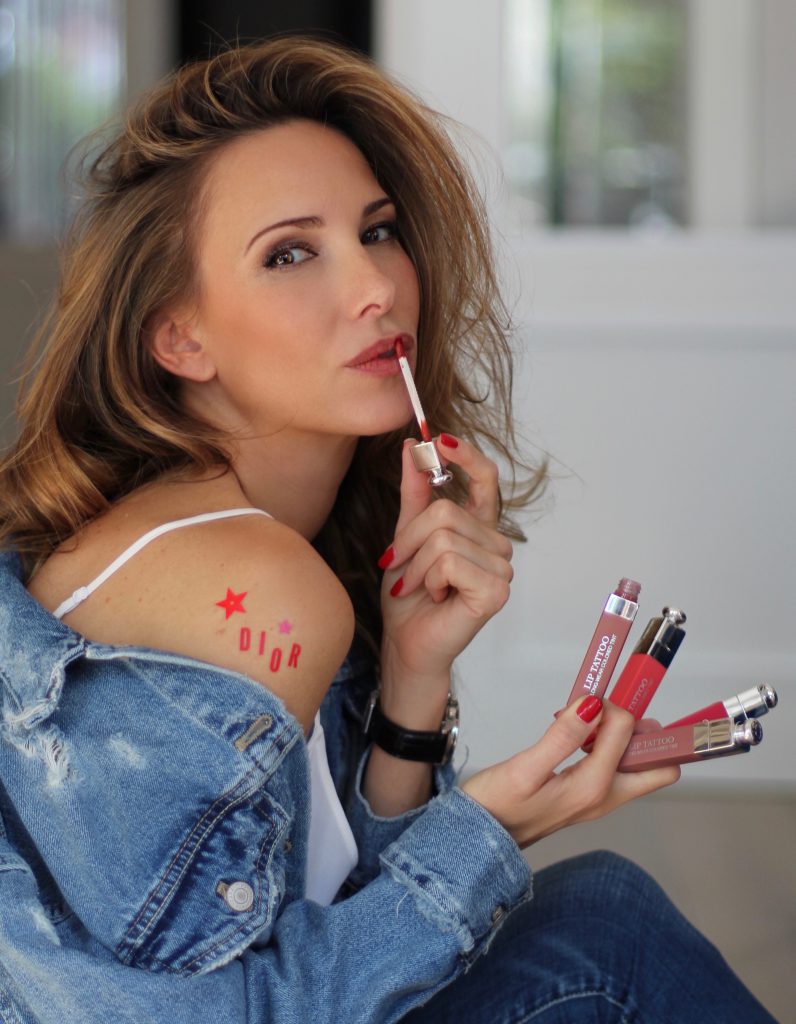 Alexandra Lapp testing the new Dior Addict Lip Tattoo, the kiss-proof lip stain with its 10-hour "tattoo" tint. The shades boost the natural color of the lips with a subtle luminosity. Long wear tint with extreme weightless feel: Dior color technology blends stains and pigments to create no-transfer shades with a weightless, comfortable, bare-skin sensation.