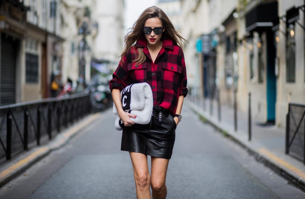 Alexandra Lapp wearing a plaid shirt by Set Fashion, mini leather skirt and a leather belt with studs by Set, oversized MCM Stark Pouch in lambskin, IWC Portugieser Chronograph, open toe ankle boots in silver from Guiseppe Zanotti and Diormania sunglasses by Dior is seen during Paris Fashion Week Spring/Summer 2018 on September 26, 2017 in Paris, France. BILD EINBETTEN LIZENZ 1 of 10 Singer Patricia Manfield wears a Dior hat, dress, shoes and bag day 1 of Paris Womens Fashion Week Spring/Summer 2018, on September 26, 2017 in Paris, France. Singer Patricia Manfield wears a Dior hat, dress, shoes and bag day 1 of Paris Womens Fashion Week Spring/Summer 2018, on September 26, 2017 in Paris, France. BILD EINBETTEN LIZENZ 2 of 10 Fashion blogger Sonya Esman wears Dior sweater, skirt and bag day 1 of Paris Womens Fashion Week Spring/Summer 2018, on September 26, 2017 in Paris, France. Fashion blogger Sonya Esman wears Dior sweater, skirt and bag day 1 of Paris Womens Fashion Week Spring/Summer 2018, on September 26, 2017 in Paris, France. BILD EINBETTEN LIZENZ 3 of 10 Fashion blogger Gala Gonzalez wears a Dior suit, top, bag and shoes day 1 of Paris Womens Fashion Week Spring/Summer 2018, on September 26, 2017 in Paris, France. Fashion blogger Gala Gonzalez wears a Dior suit, top, bag and shoes day 1 of Paris Womens Fashion Week Spring/Summer 2018, on September 26, 2017 in Paris, France. BILD EINBETTEN LIZENZ 4 of 10 Chinese fashion blogger Carrie Lee wears Dior skirt and top Louis Vuitton bag, Balenciaga shoes and earrings she made herself day 1 of Paris Womens Fashion Week Spring/Summer 2018, on September 26, 2017 in Paris, France. Chinese fashion blogger Carrie Lee wears Dior skirt and top Louis Vuitton bag, Balenciaga shoes and earrings she made herself day 1 of Paris Womens Fashion Week Spring/Summer 2018, on September 26, 2017 in Paris, France. BILD EINBETTEN LIZENZ 5 of 10 Fashion blogger Diona Ciobanu wears a Dior dress, hat, bag, shoes and underwear day 1 of Paris Womens Fashion Week Spring/Summer 2018, on September 26, 2017 in Paris, France. Fashion blogger Diona Ciobanu wears a Dior dress, hat, bag, shoes and underwear day 1 of Paris Womens Fashion Week Spring/Summer 2018, on September 26, 2017 in Paris, France. BILD EINBETTEN LIZENZ 6 of 10 Chiara Ferragni and Valentina Ferragni are seen attending Christian Dior during Paris Fashion Week wearing Dior on September 26, 2017 in Paris, France. Chiara Ferragni and Valentina Ferragni are seen attending Christian Dior during Paris Fashion Week wearing Dior on September 26, 2017 in Paris, France. BILD EINBETTEN LIZENZ 7 of 10 Chiara Ferragni and Valentina Ferragni are seen attending Christian Dior during Paris Fashion Week wearing Dior on September 26, 2017 in Paris, France. Chiara Ferragni and Valentina Ferragni are seen attending Christian Dior during Paris Fashion Week wearing Dior on September 26, 2017 in Paris, France. BILD EINBETTEN LIZENZ 8 of 10 Sonya Esman poses wearing Dior after the Dior show at the Musee Rodin during Paris Fashion Week Womenswear SS18 on September 26, 2017 in Paris, France. Sonya Esman poses wearing Dior after the Dior show at the Musee Rodin during Paris Fashion Week Womenswear SS18 on September 26, 2017 in Paris, France.