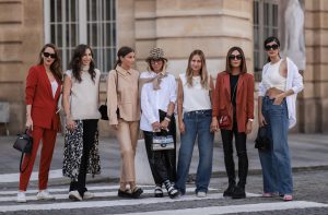 Alexandra Lapp joins COMMA FASHION on a weekend trip to Paris together with strong women dedicated to female empowerment - #strongertogether