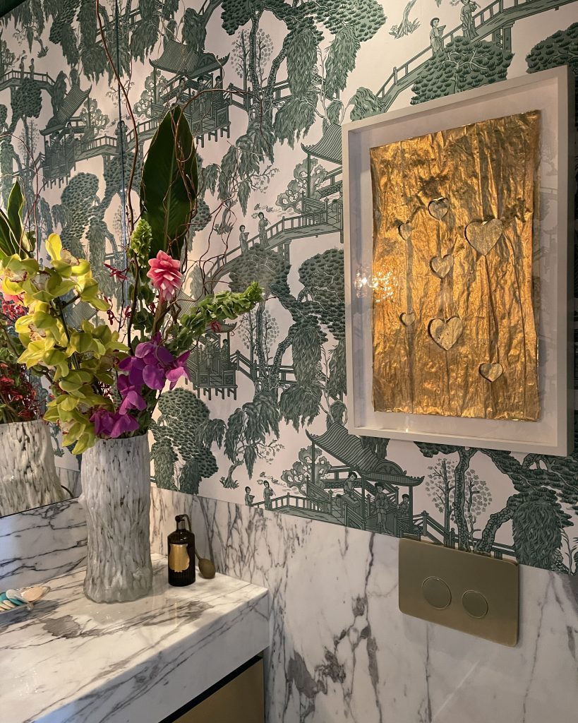 Alexandra Lapp discovers amazing interior design and outstanding art collections in Palm Beach during Art Basel Miami 2021 with Culture & Travel Club.
