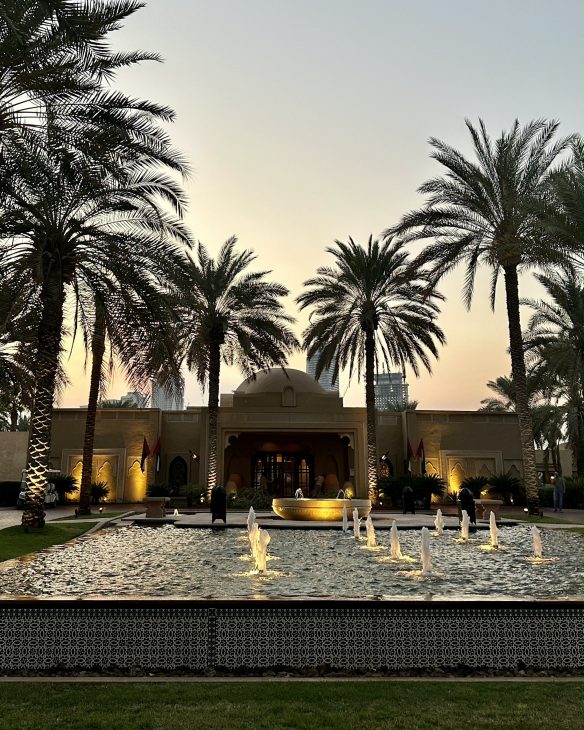 Alexandra Lapp spends an extraordinary six day vacation experience at the legendary beachfront oasis the One&Only Royal Mirage Dubai.
