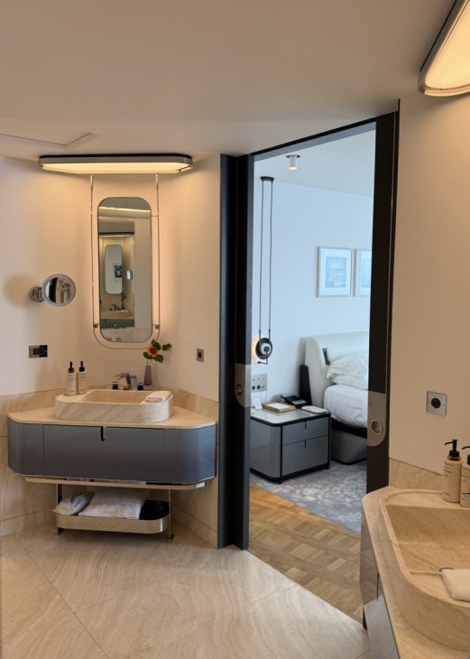 Alexandra Lapp returns to The Maybourne Riviera, a hotel perched high above the Mediterranean in Roquebrune-Cap-Martin and overlooking the sparkling lights of Monte-Carlo, it is a retreat where architecture, design, and nature exist in perfect harmony, suspended between horizon and sea.