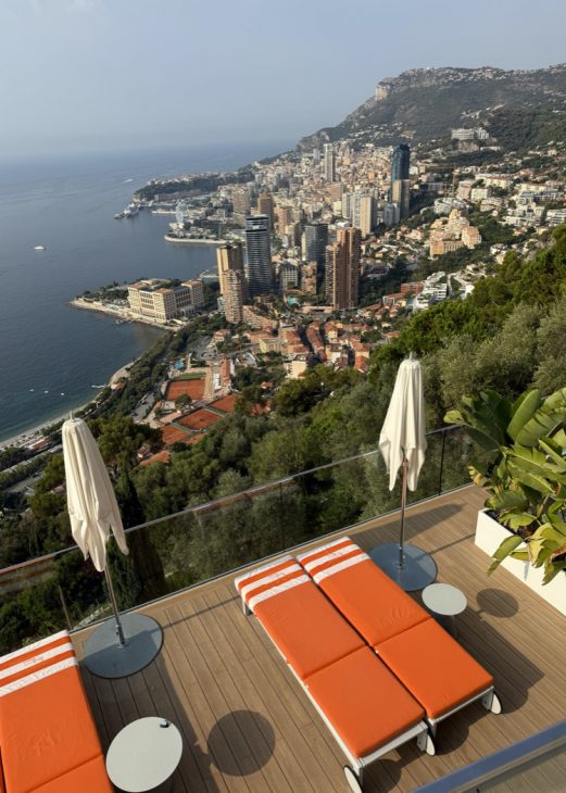 Alexandra Lapp returns to The Maybourne Riviera, a hotel perched high above the Mediterranean in Roquebrune-Cap-Martin and overlooking the sparkling lights of Monte-Carlo, it is a retreat where architecture, design, and nature exist in perfect harmony, suspended between horizon and sea.