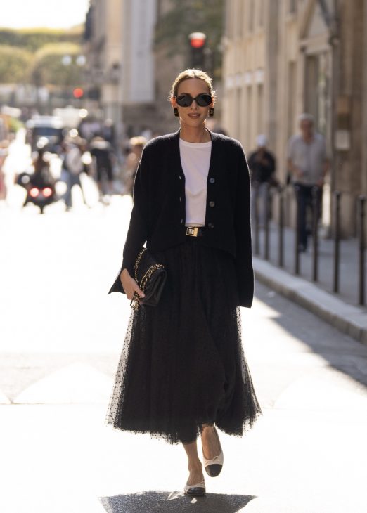 Alexandra Lapp x Seidensticker, Alexandra Lapp, Seidensticker, Chanel, Paris, Hermès, Christian Dior, Celine, Louboutin, France, Fashion Week, PFW, off-white, black, black and white, Skirt, Blouse, Marlene Pants, Blazer, Cardigan, Knitwear Alexandra Lapp is seen wearing pieces of the fourth drop of the Alexandra Lapp x Seidensticker collection in Paris.