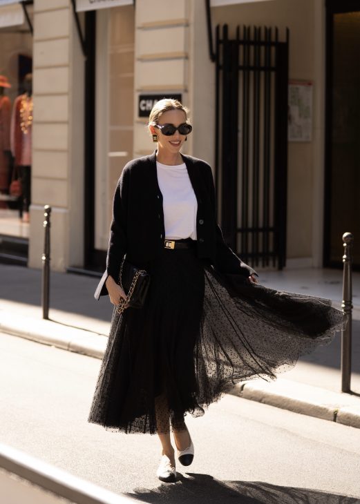 Alexandra Lapp x Seidensticker, Alexandra Lapp, Seidensticker, Chanel, Paris, Hermès, Christian Dior, Celine, Louboutin, France, Fashion Week, PFW, off-white, black, black and white, Skirt, Blouse, Marlene Pants, Blazer, Cardigan, Knitwear Alexandra Lapp is seen wearing pieces of the fourth drop of the Alexandra Lapp x Seidensticker collection in Paris.