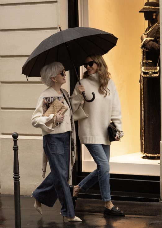 Alexandra Lapp x Seidensticker, Alexandra Lapp, Seidensticker, Chanel, Paris, Hermès, Christian Dior, Celine, Louboutin, France, Fashion Week, PFW, off-white, black, black and white, Skirt, Blouse, Marlene Pants, Blazer, Cardigan, Knitwear Alexandra Lapp is seen wearing pieces of the fourth drop of the Alexandra Lapp x Seidensticker collection in Paris.